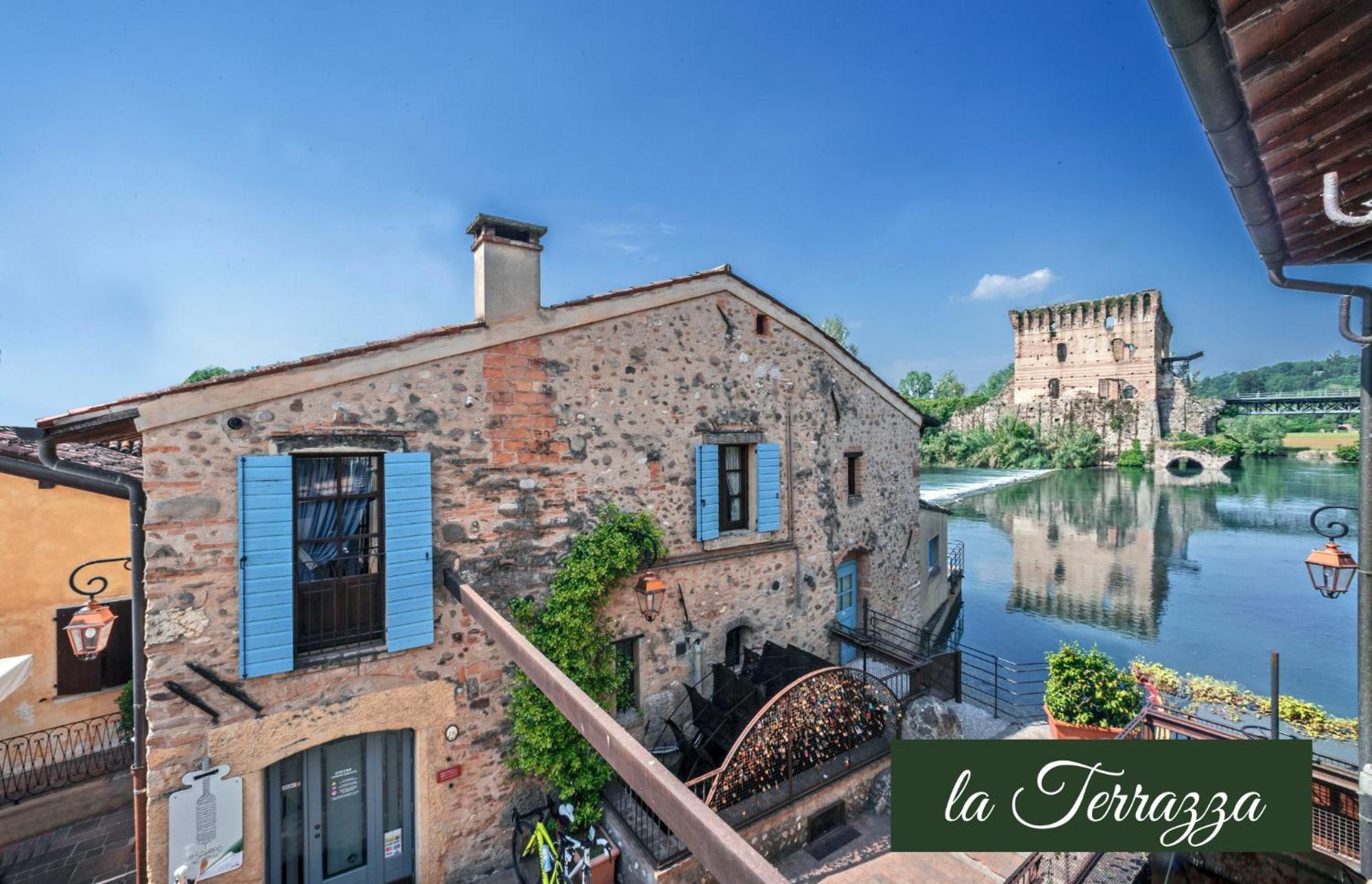 Il Borghetto Vacanze Nei Mulini Valeggio sul Mincio Eksteriør bilde
