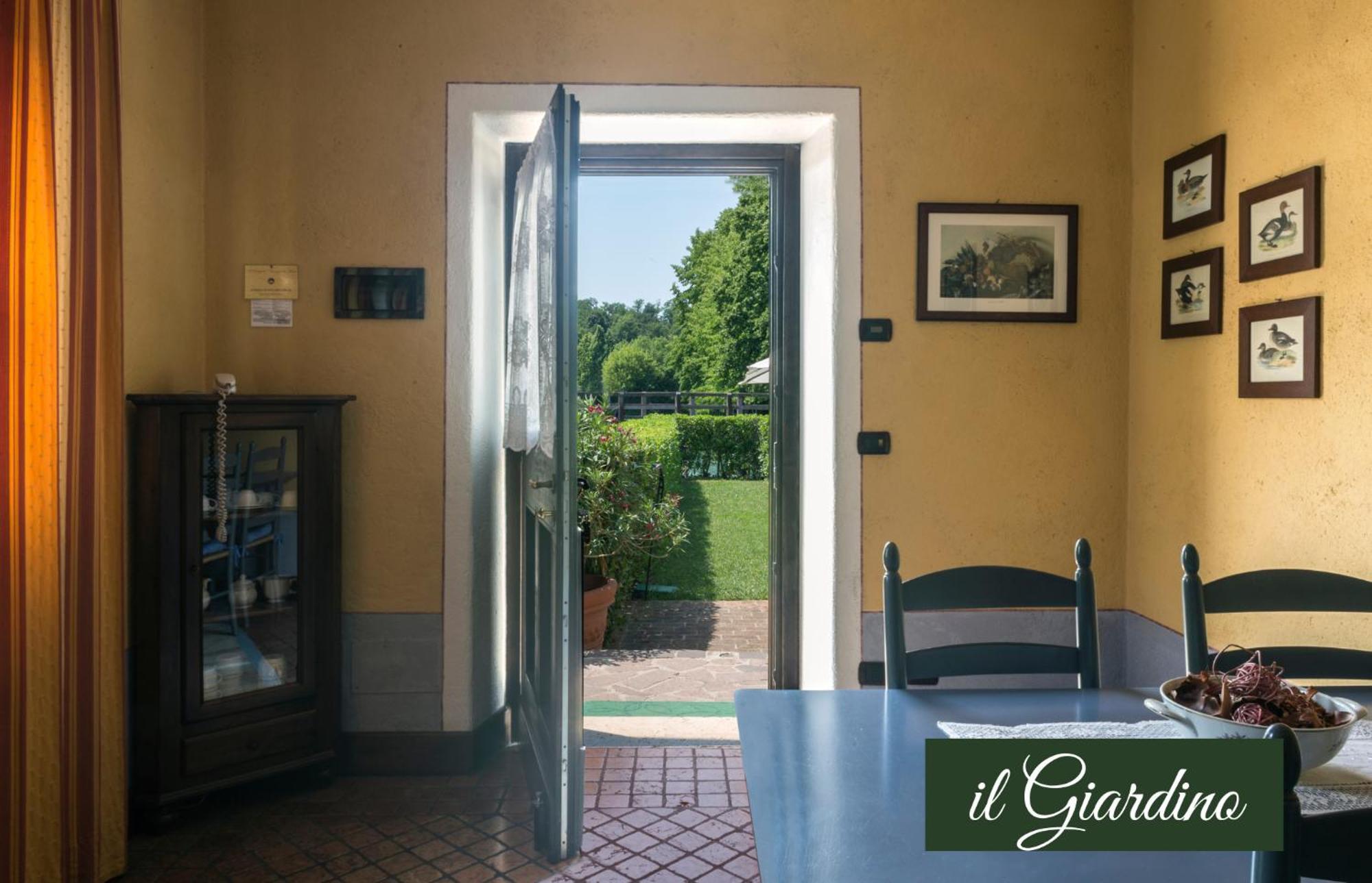 Il Borghetto Vacanze Nei Mulini Valeggio sul Mincio Rom bilde